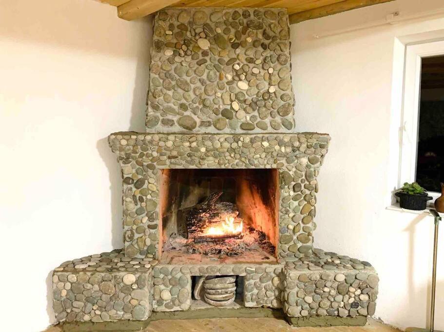 La-Marti, Idyllische Unterkunft Mit Kamin Bagdati Exterior photo
